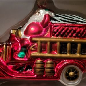 SANTA FIRE TRUCK MẺCURY GLASS         ORNAMENT